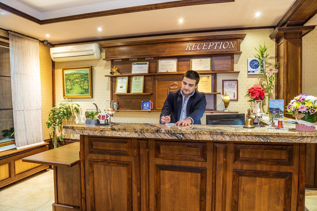 טרויאן Chateau Montagne Hotel Troyan מראה חיצוני תמונה