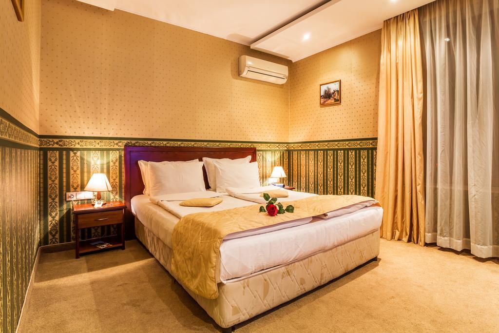 טרויאן Chateau Montagne Hotel Troyan מראה חיצוני תמונה