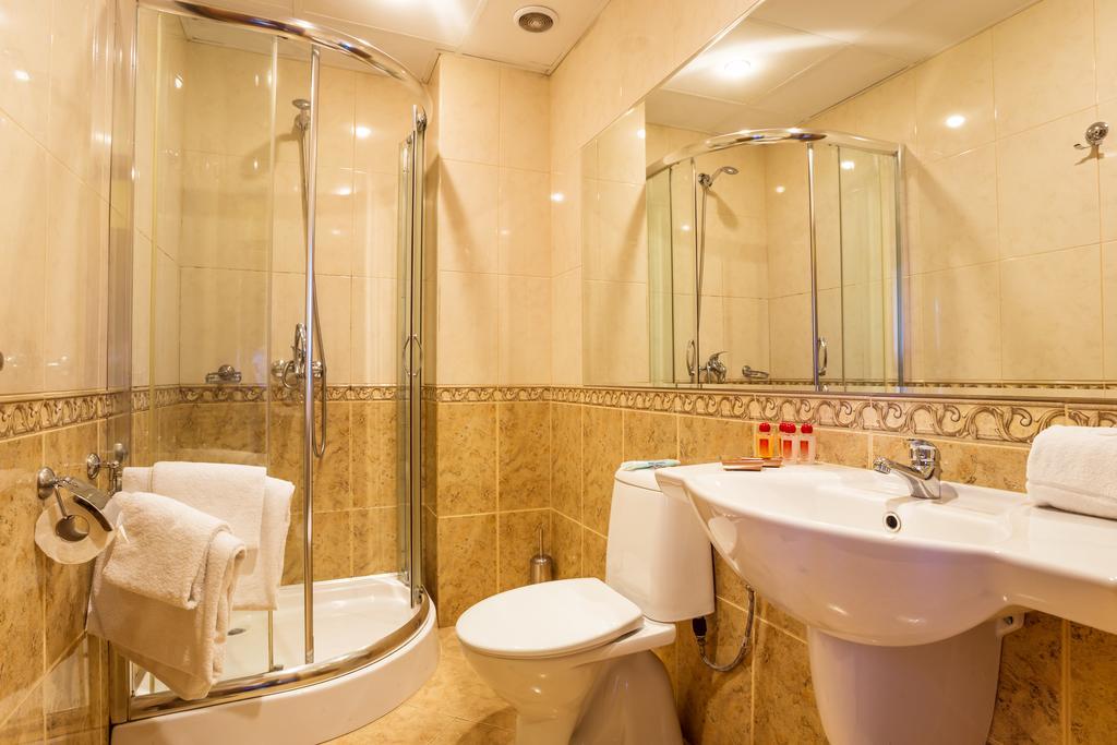 טרויאן Chateau Montagne Hotel Troyan מראה חיצוני תמונה